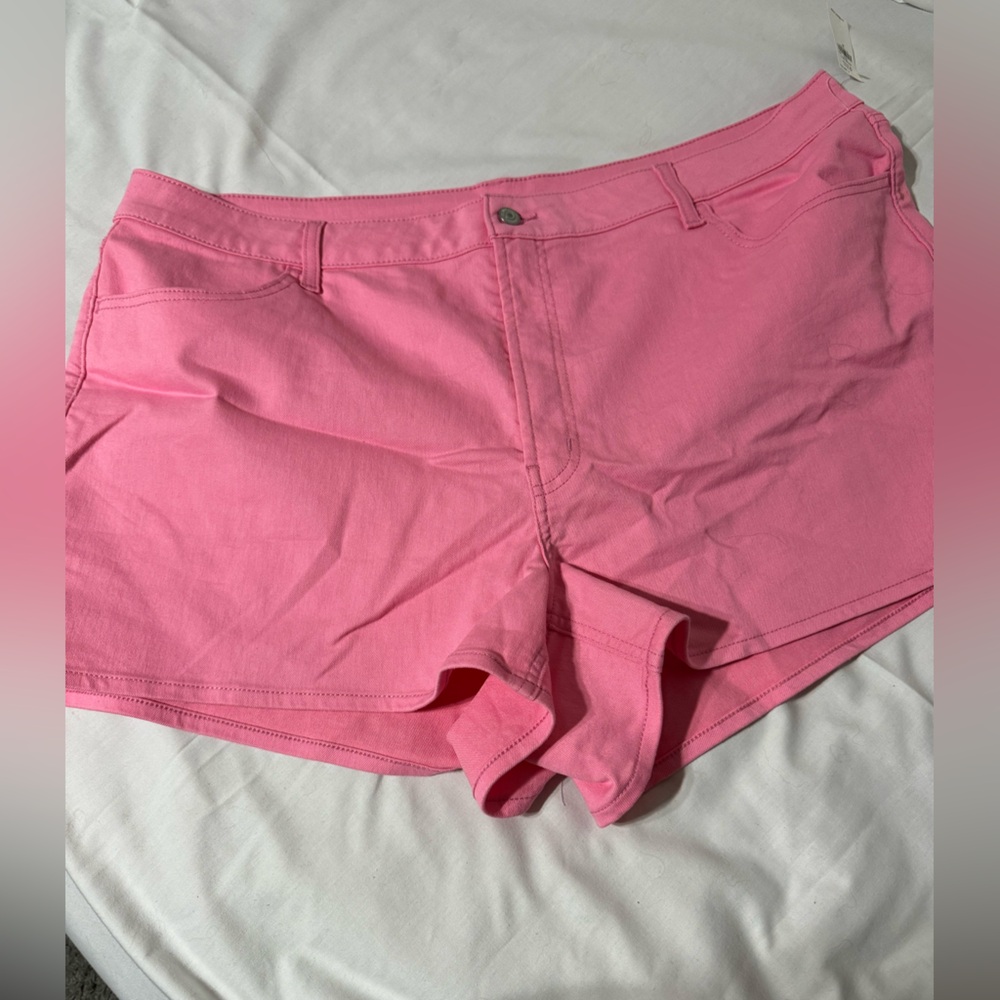 NWT Old Navy size 24 pink shorts